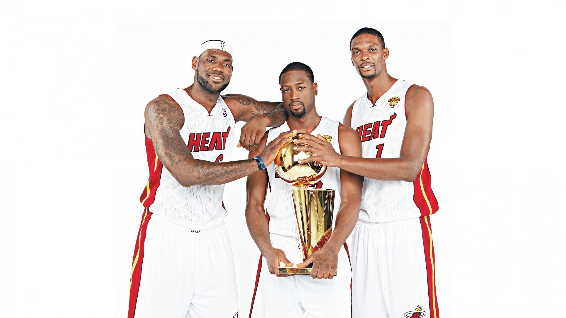 _AI裁判系统的应用与未来_，ai裁判最早